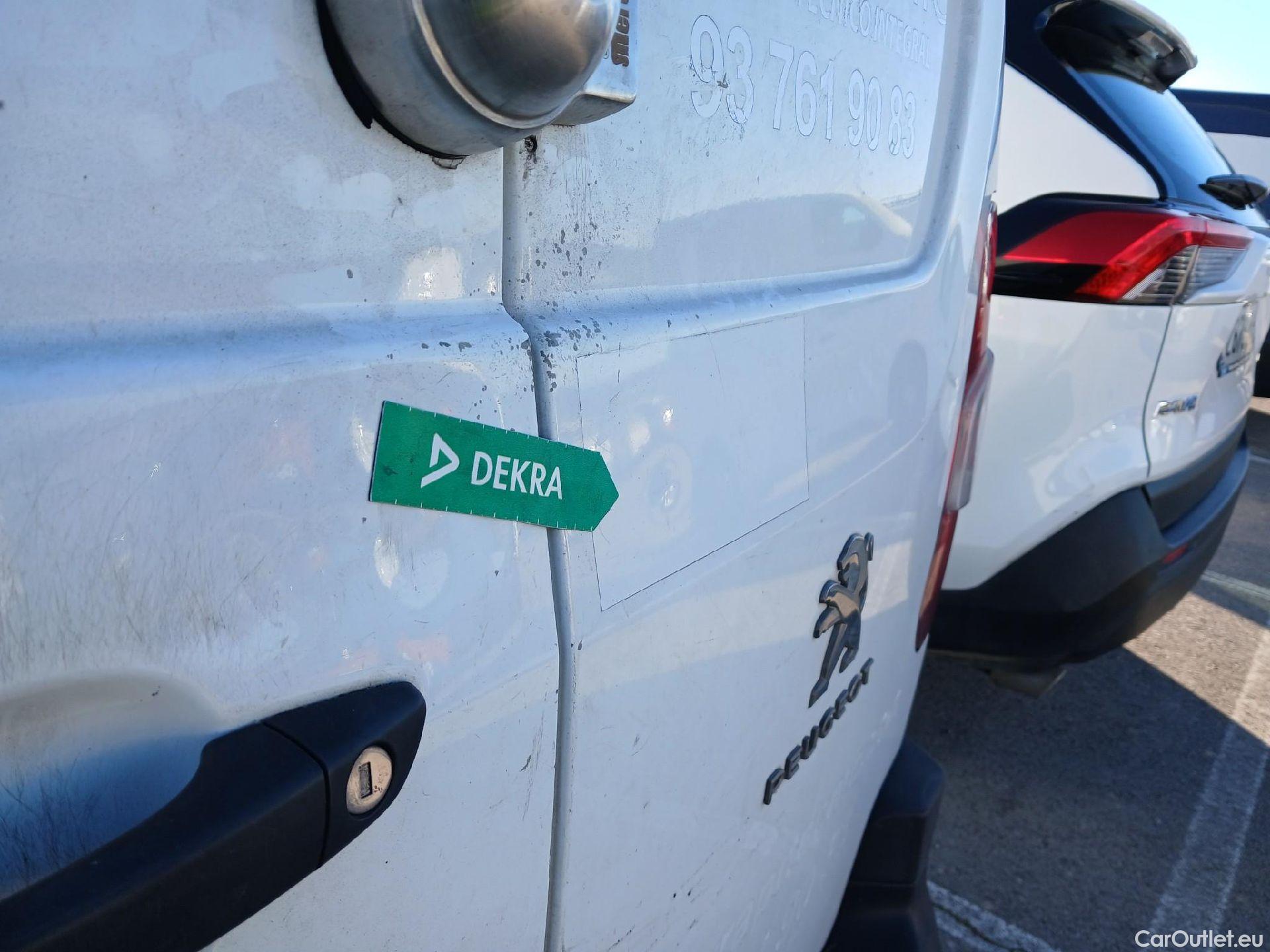  Peugeot  Partner PEUGEOT  / 2018 / 4P / furgón derivado de turismo Premium Standard 600kg BlueHDi 73kW (AC) #20