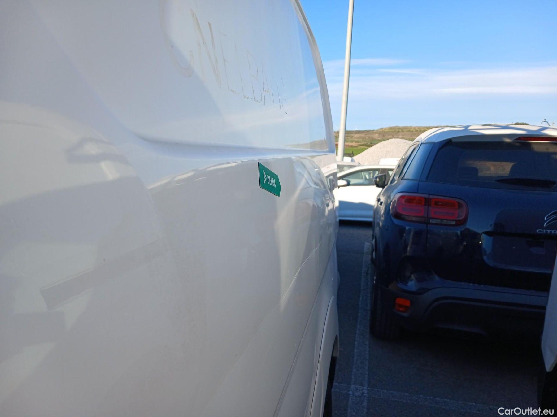  Nissan  NV200 NISSAN e- / 2009 / 4P / furgón Furgón 4p 40 kWh PROFESIONAL #21