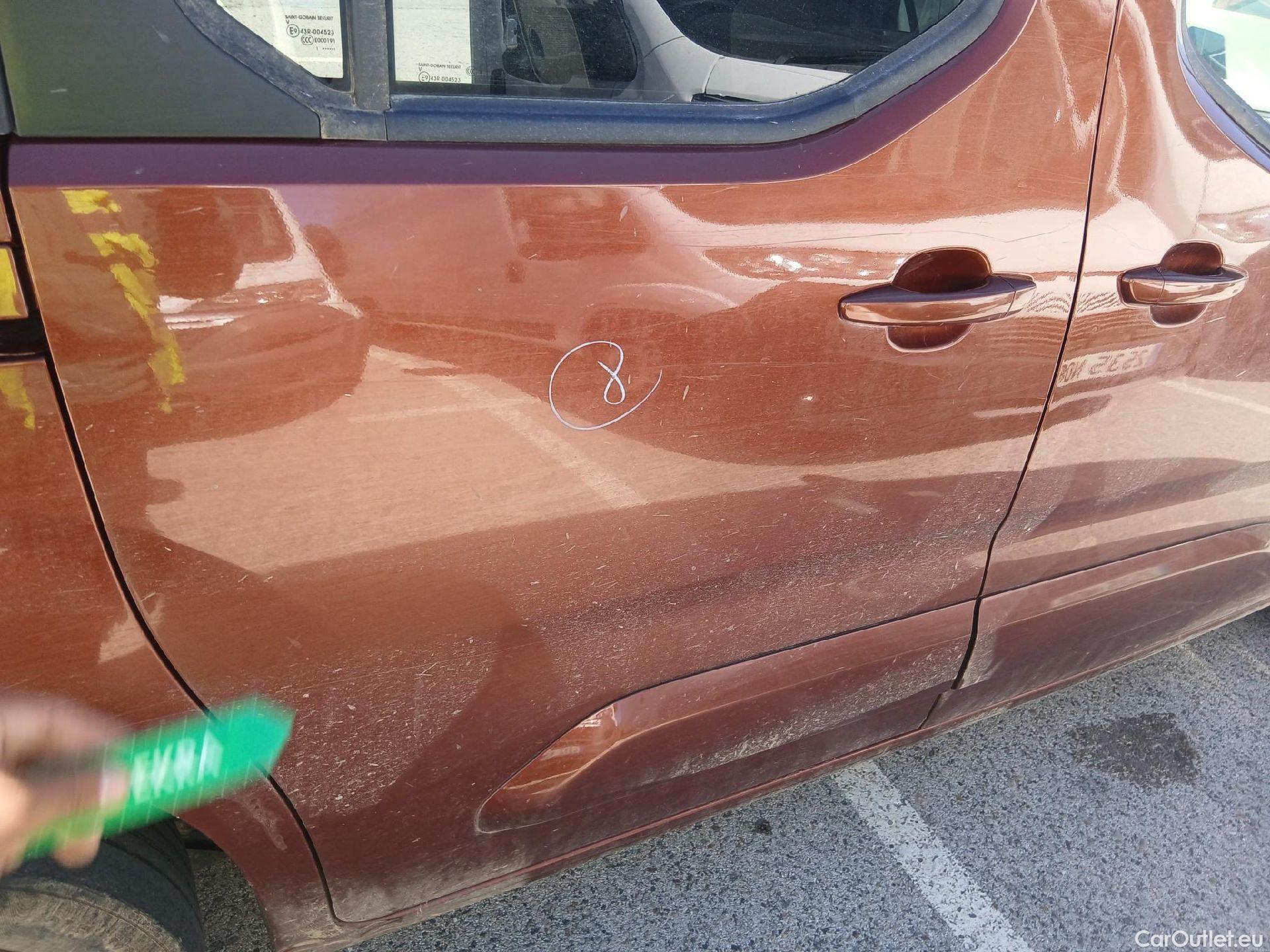  Opel  Combo OPEL -e Life / 2018 / 5P / monovolumen BEV 50kWh Elegance Plus L #30