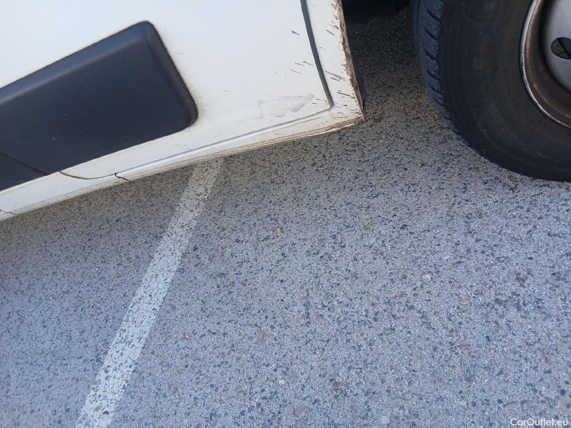  Fiat  Ducato FIAT  / 2014 / 4P / furgón 35 2.3 Mjet Furgón Medio Alto 96kW (130C #54