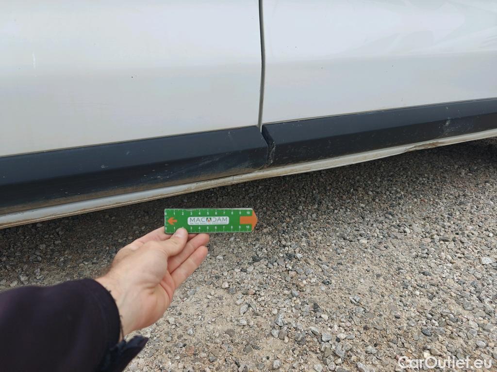  Opel  Vivaro OPEL  / 2019 / 4P / furgón 1.5 D 88kW (120CV) M Std Express M.P. DC #6