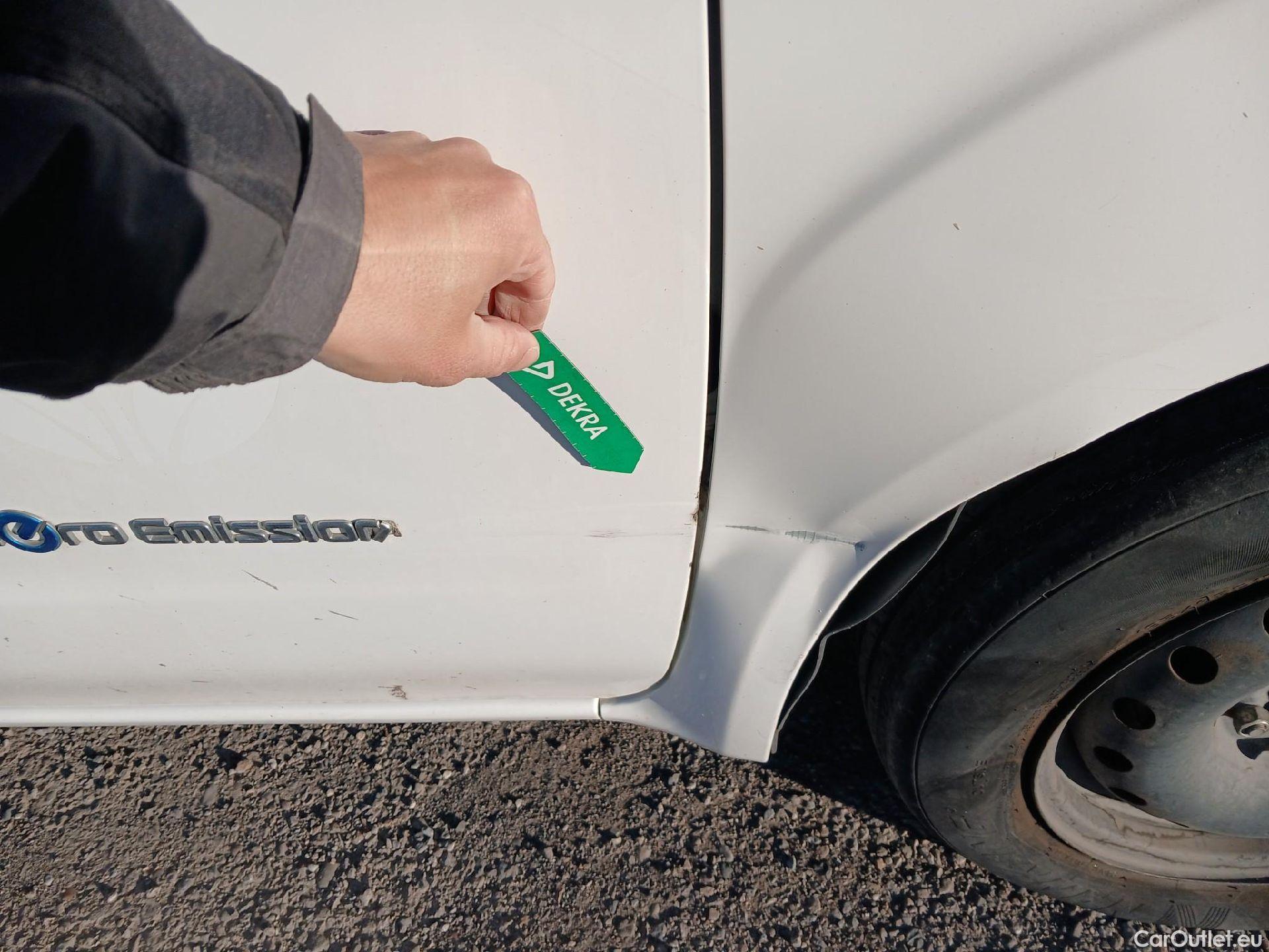  Nissan  NV200 NISSAN e- / 2009 / 4P / furgón Furgón 4p 40 kWh PROFESIONAL #67