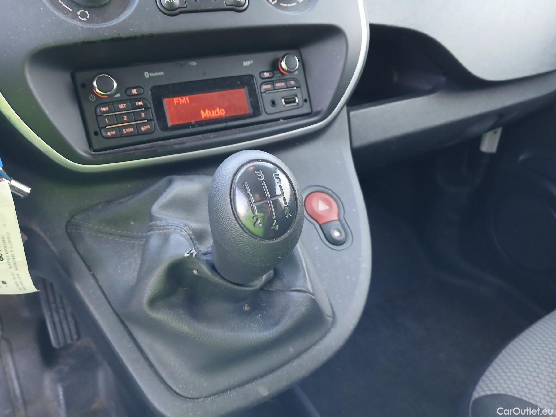  Renault  Kangoo RENAULT  Furgón/2013/3P/furgón derivado de turismo Profesional dCi 55 kW (75 CV) #33