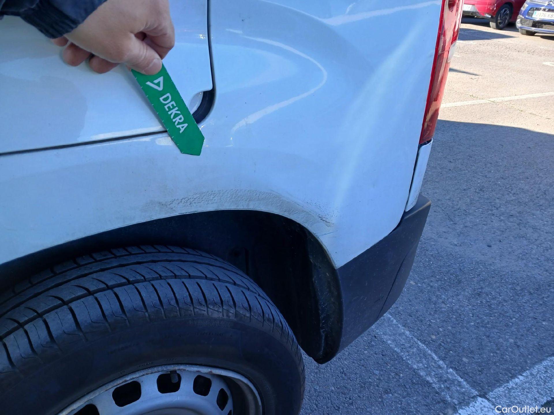  Peugeot  Partner PEUGEOT  / 2018 / 4P / furgón derivado de turismo Premium Standard 600kg BlueHDi 73kW (AC) #13