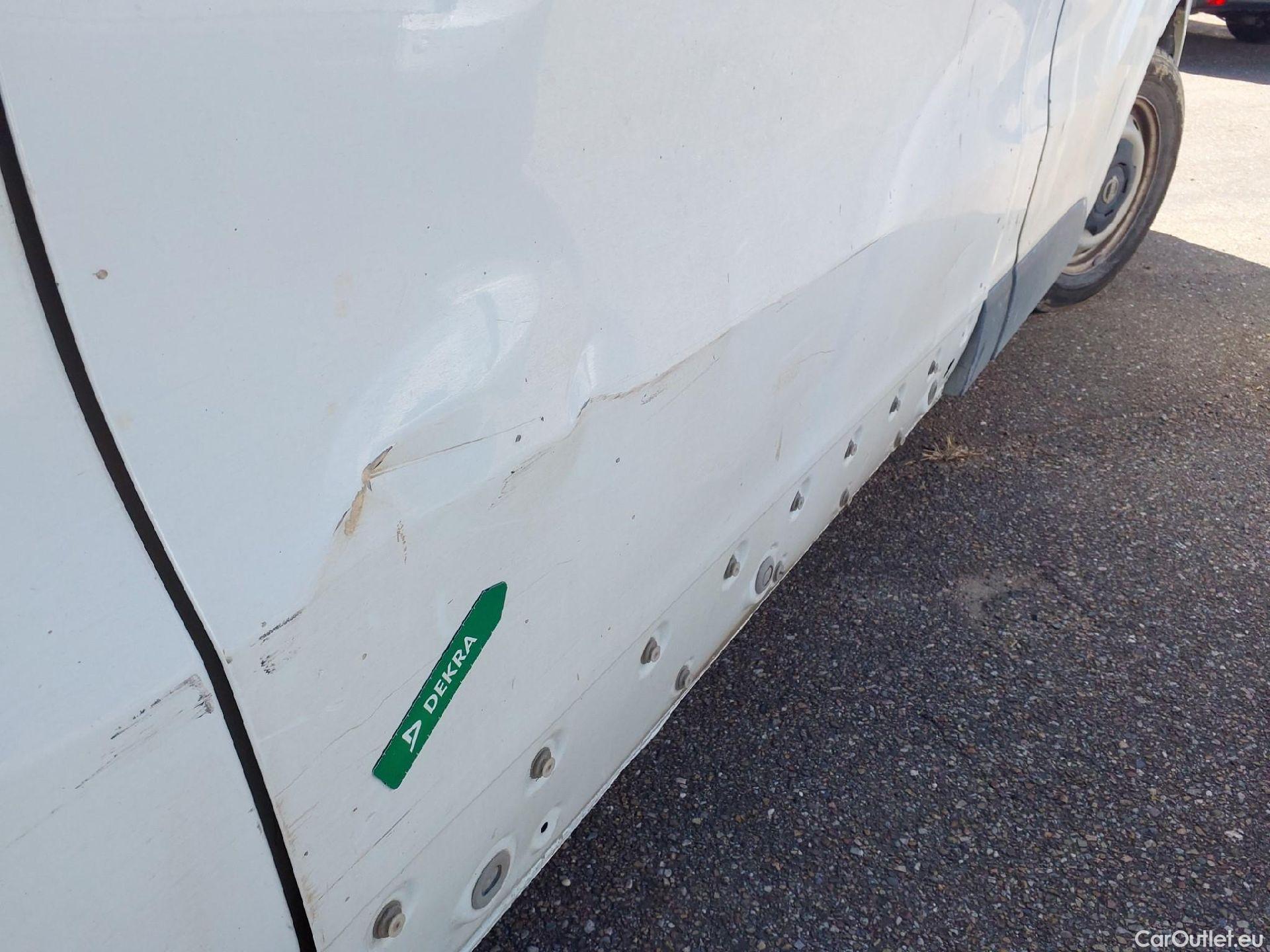  Nissan  Primastar NISSAN  / 2021 / 4P / furgón 2.0dCi 81kW (110CV) L1H1 1T Go #33