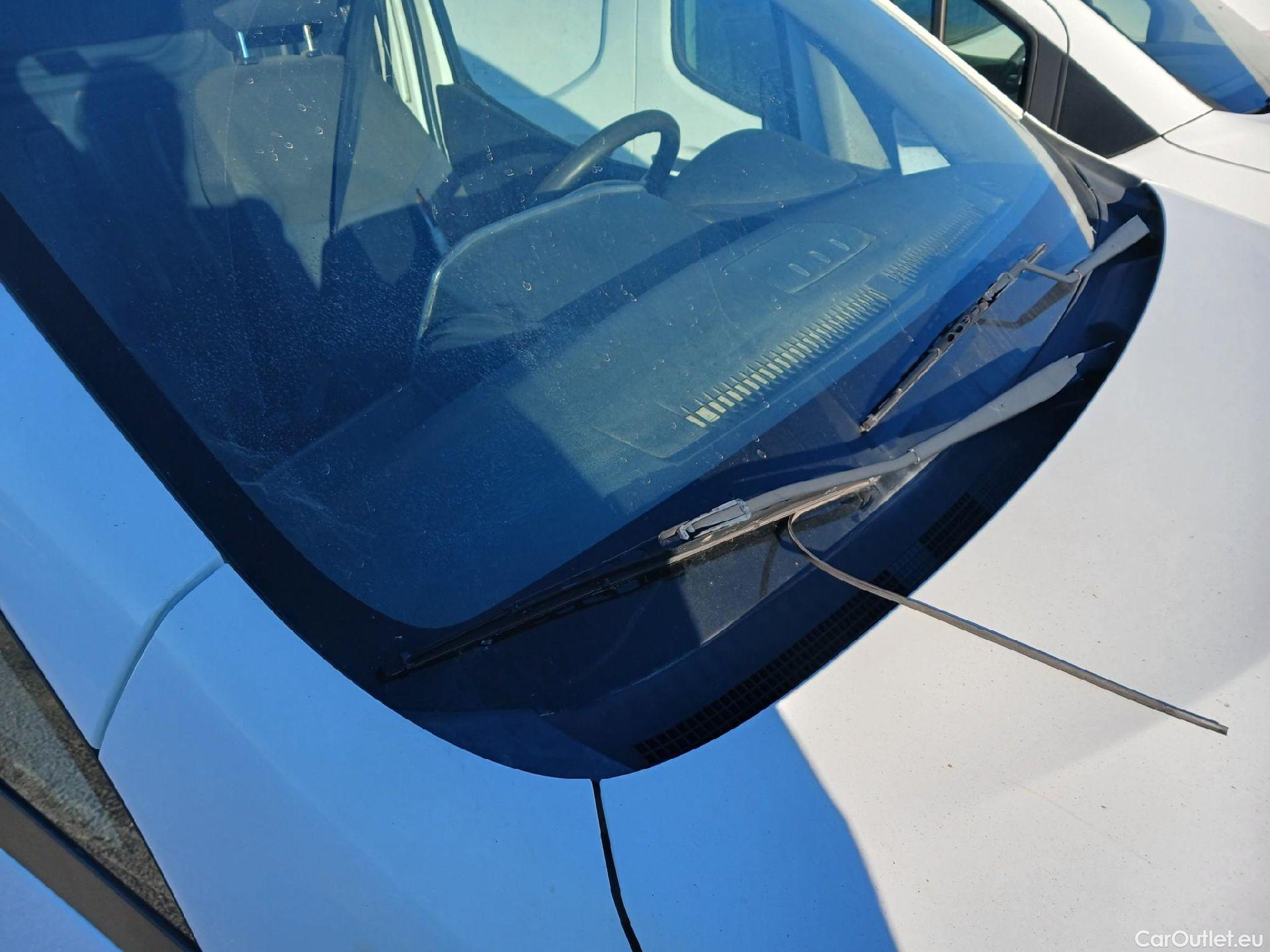  Nissan  NV200 NISSAN e- / 2009 / 4P / furgón Furgón 4p 40 kWh PROFESIONAL #3