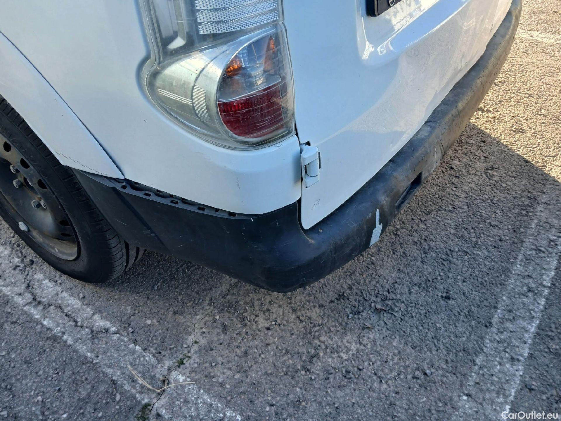  Nissan  NV200 NISSAN e- / 2009 / 4P / furgón Furgón 4p 40 kWh PROFESIONAL #30