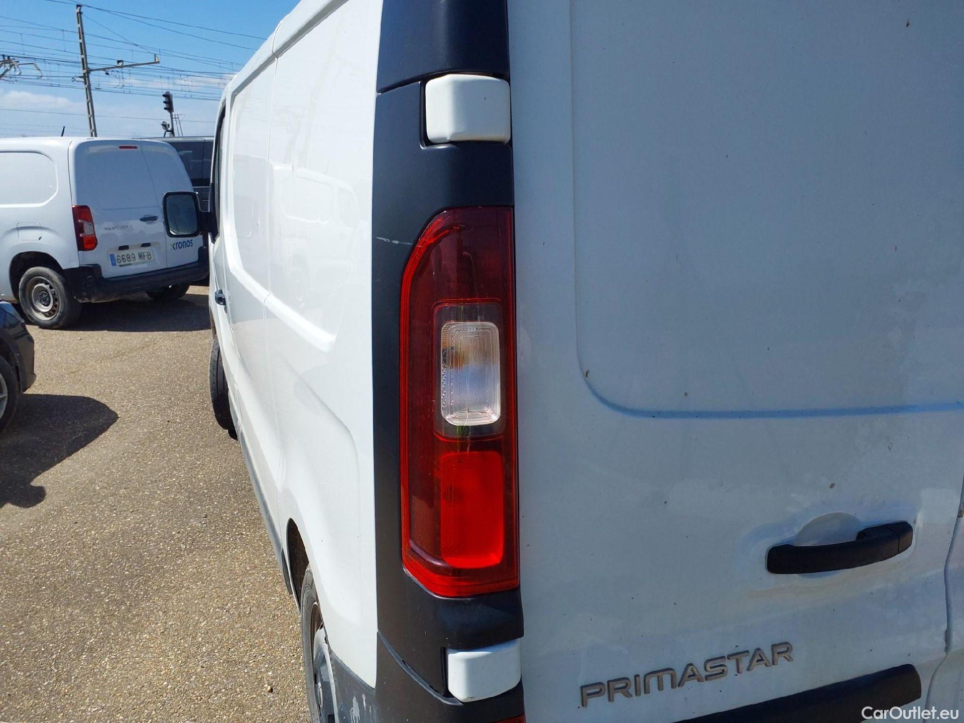  Nissan  Primastar NISSAN  / 2021 / 4P / furgón 2.0dCi 81kW (110CV) L1H1 1T Go #21