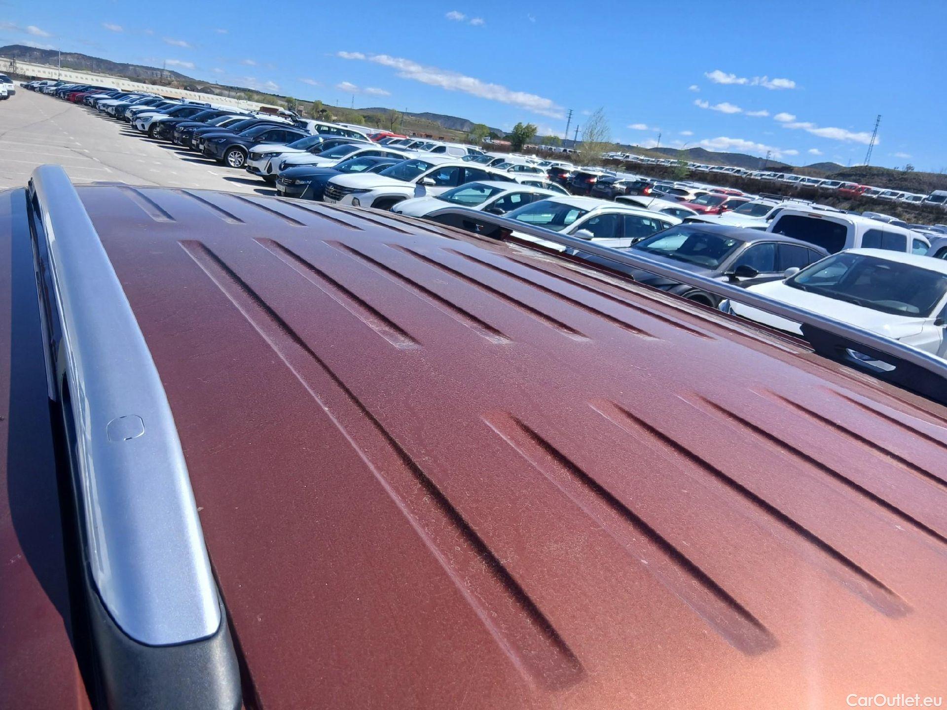  Opel  Combo OPEL -e Life / 2018 / 5P / monovolumen BEV 50kWh Elegance Plus L #41