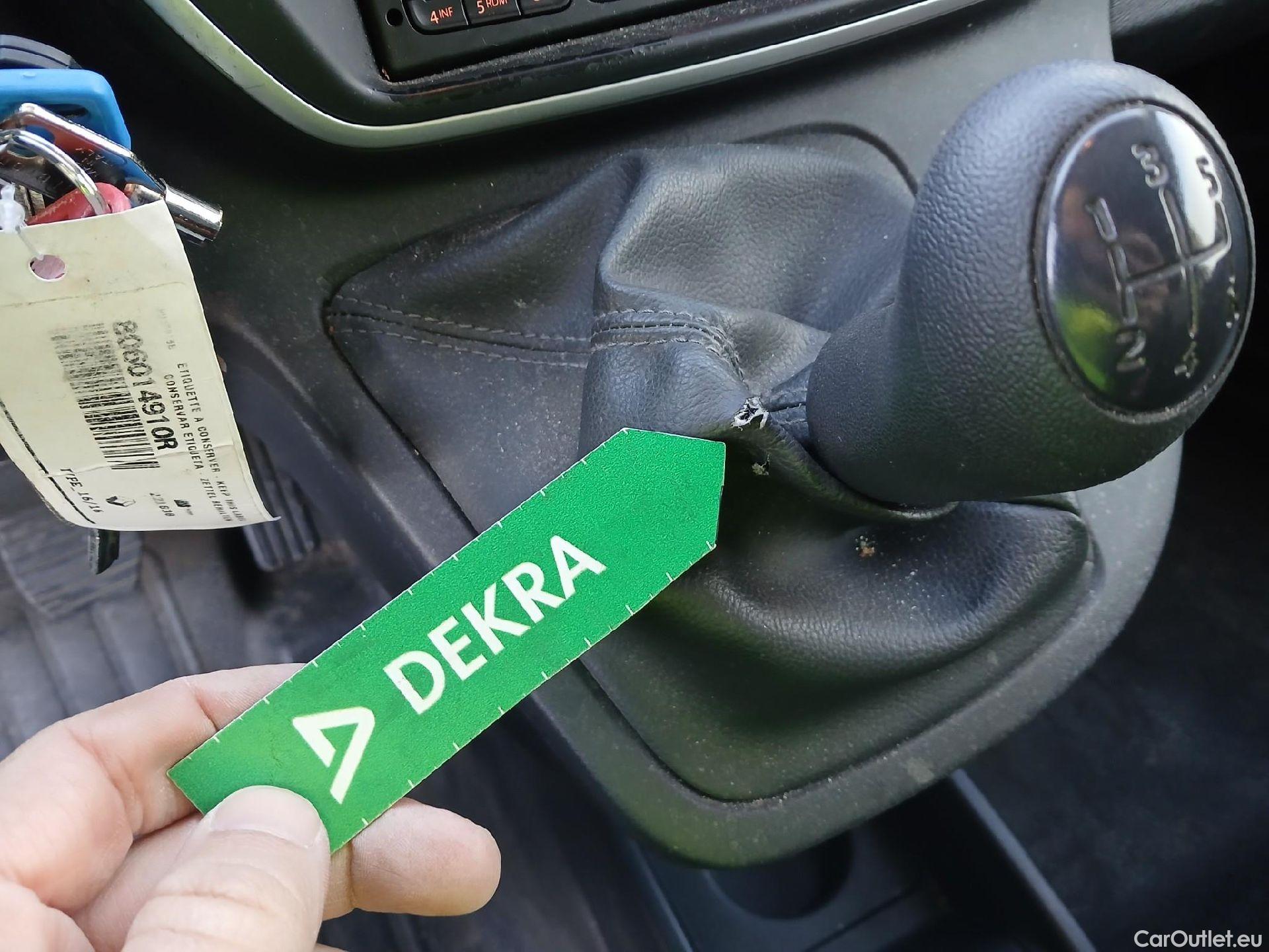  Renault  Kangoo RENAULT  Furgón/2013/3P/furgón derivado de turismo Profesional dCi 55 kW (75 CV) #32