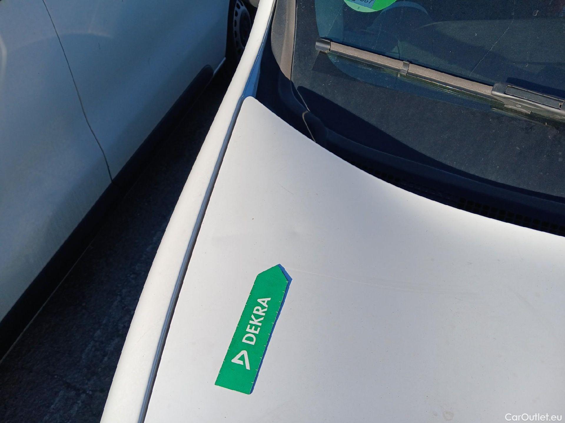  Renault  Kangoo RENAULT  Furgón/2013/3P/furgón derivado de turismo Profesional dCi 55 kW (75 CV) #2