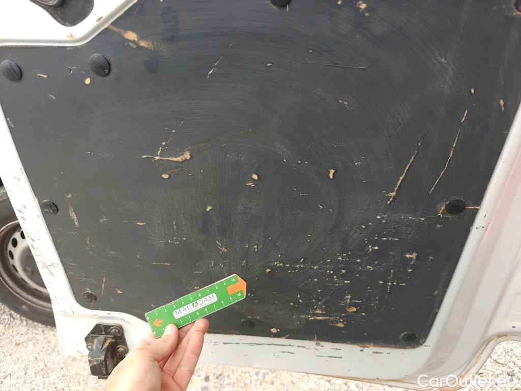  Opel  Vivaro OPEL  / 2019 / 4P / furgón 1.5 D 88kW (120CV) M Std Express M.P. DC #18