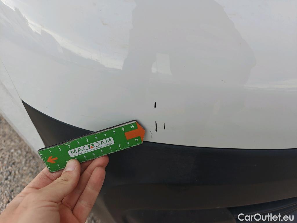  Opel  Vivaro OPEL  / 2019 / 4P / furgón 1.5 D 88kW (120CV) M Std Express M.P. DC #66