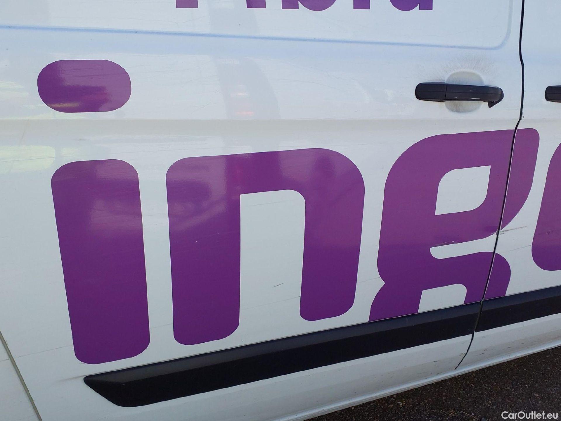  Ford  Transit FORD  Custom / 2012 / 4P / furgón Van 2.0 TDCI 77kW 300 L1 Trend #46