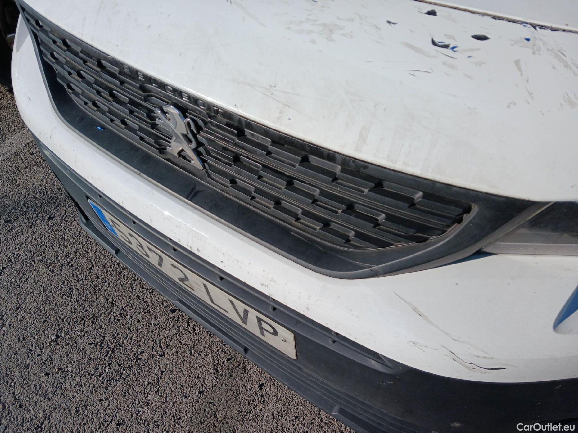  Peugeot  Partner PEUGEOT  / 2018 / 4P / furgón derivado de turismo Premium Standard 600kg BlueHDi 73kW (AC) #35