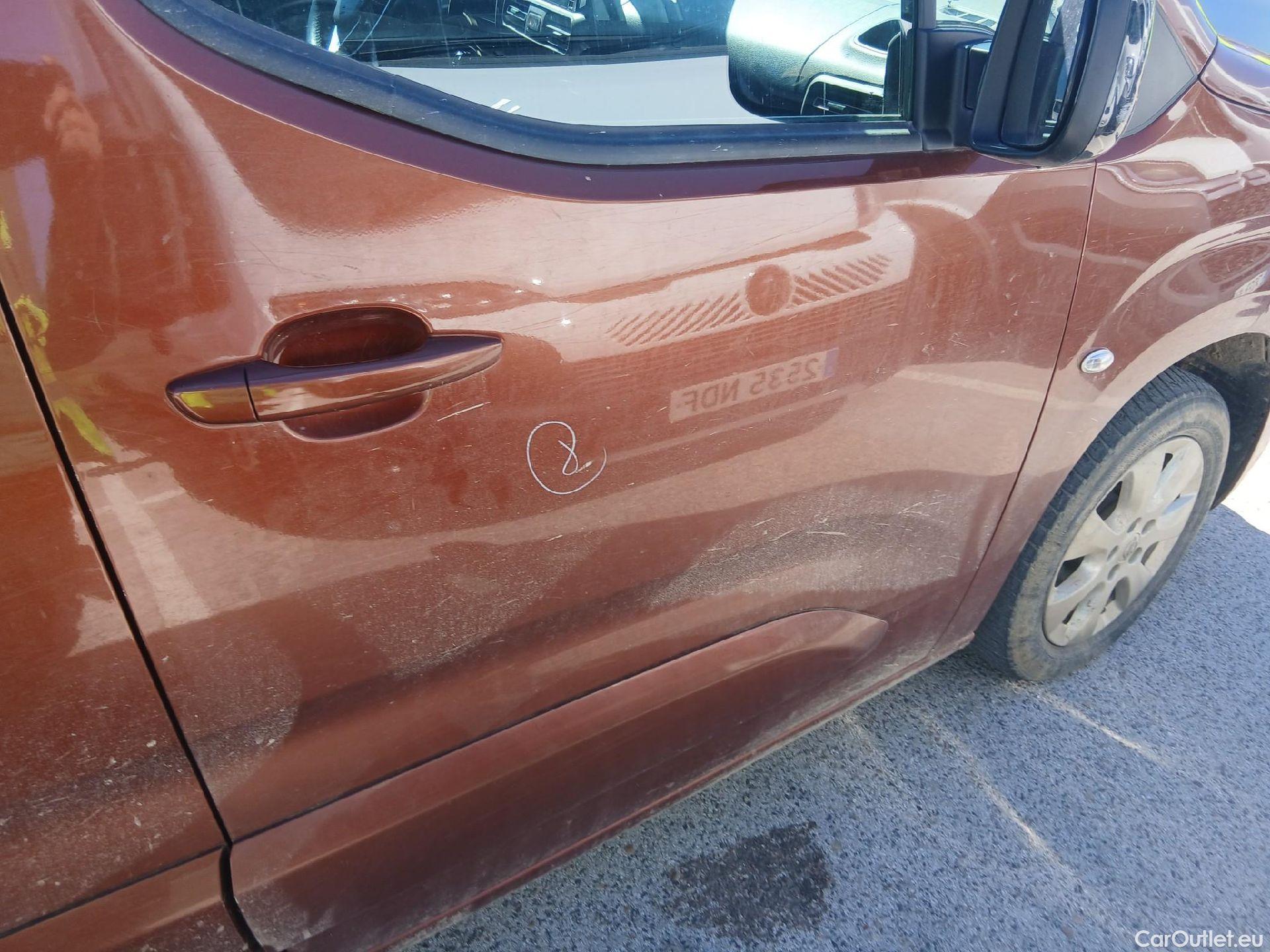  Opel  Combo OPEL -e Life / 2018 / 5P / monovolumen BEV 50kWh Elegance Plus L #32