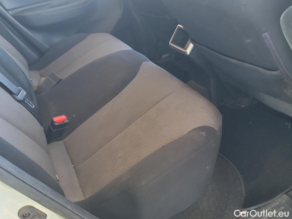  Mitsubishi  L200 MITSUBISHI  / 2019 / 4P / pickup doble cabina D/C 220 DI-D M-Pro #38