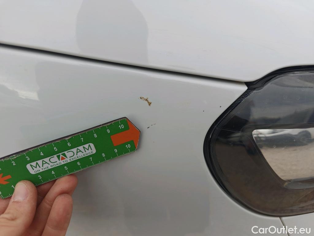  Opel  Vivaro OPEL  / 2019 / 4P / furgón 1.5 D 88kW (120CV) M Std Express M.P. DC #80