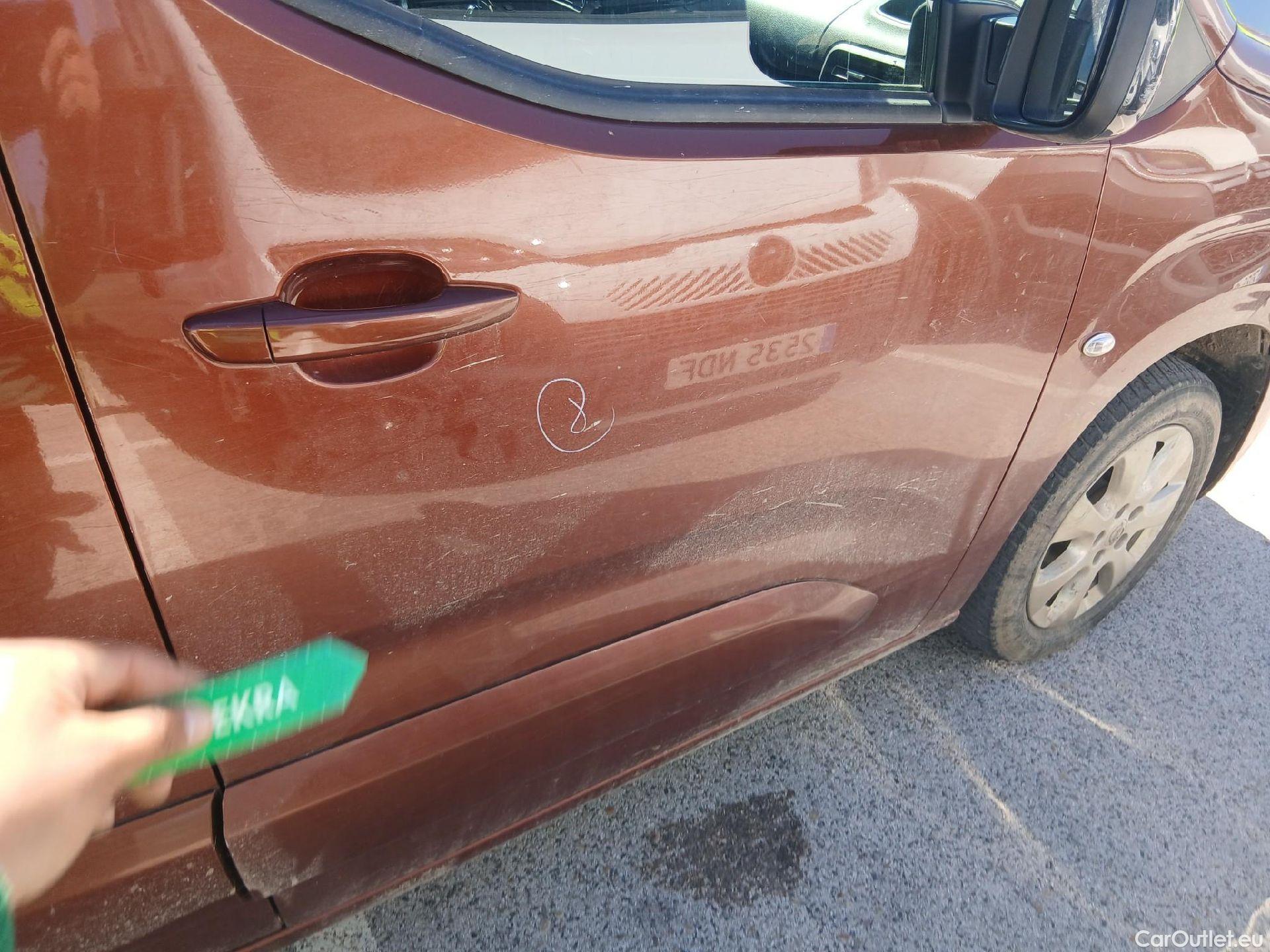  Opel  Combo OPEL -e Life / 2018 / 5P / monovolumen BEV 50kWh Elegance Plus L #33