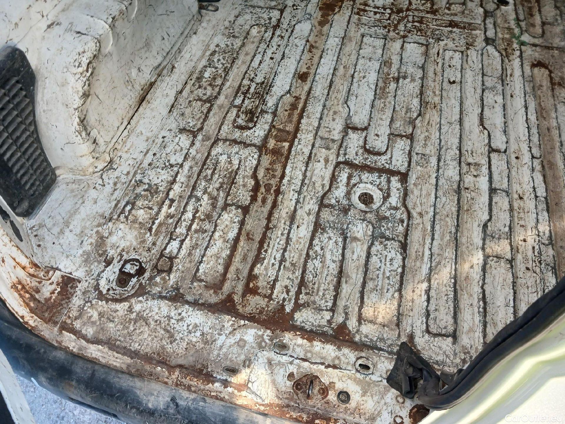  Nissan  NV200 NISSAN e- / 2009 / 4P / furgón Furgón 4p 40 kWh PROFESIONAL #41