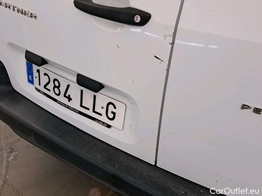  Peugeot  Partner PEUGEOT  / 2018 / 3P / furgón derivado de turismo Pro Standard 1000kg BlueHDi 73kW #19