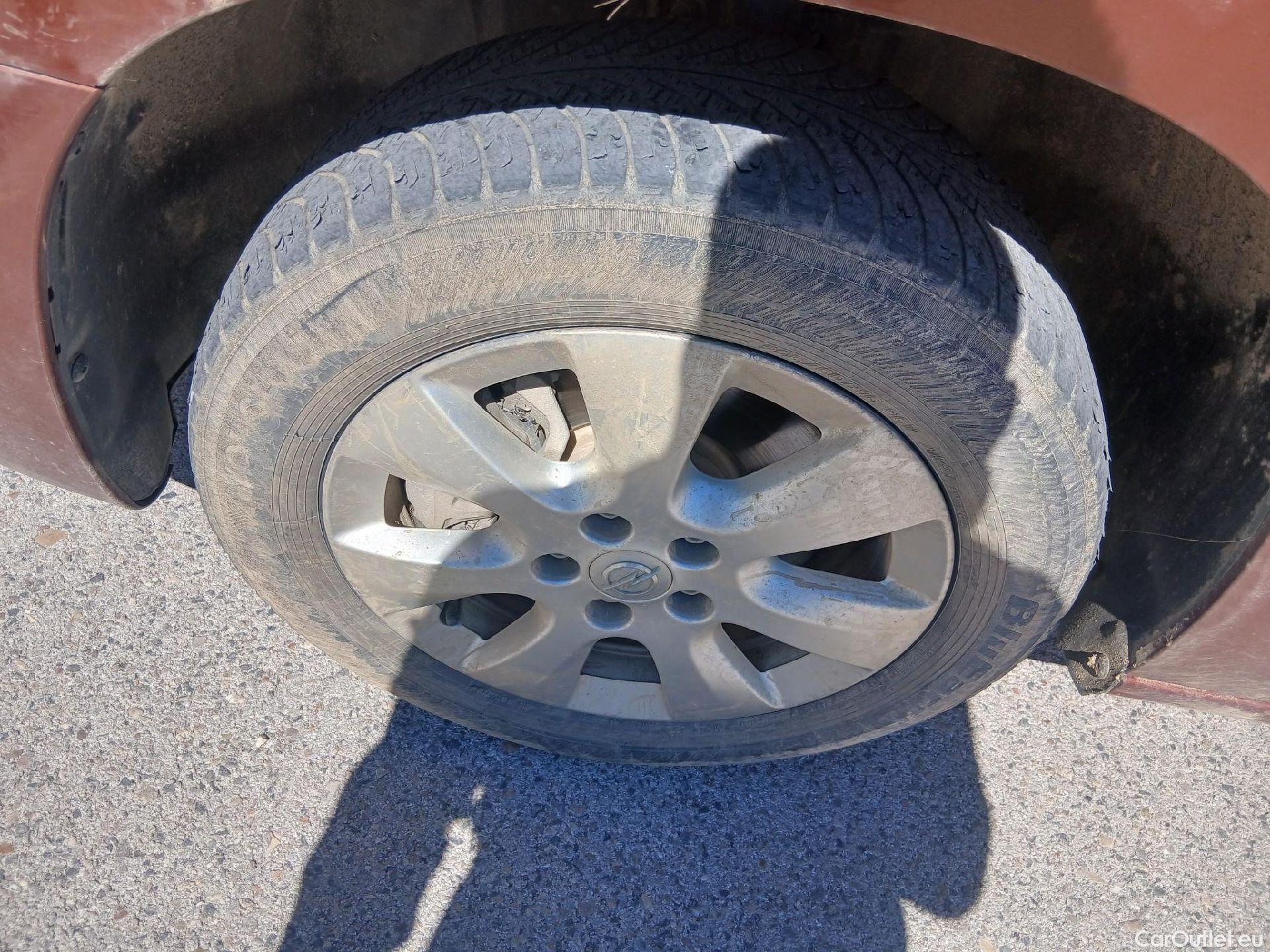  Opel  Combo OPEL -e Life / 2018 / 5P / monovolumen BEV 50kWh Elegance Plus L #1