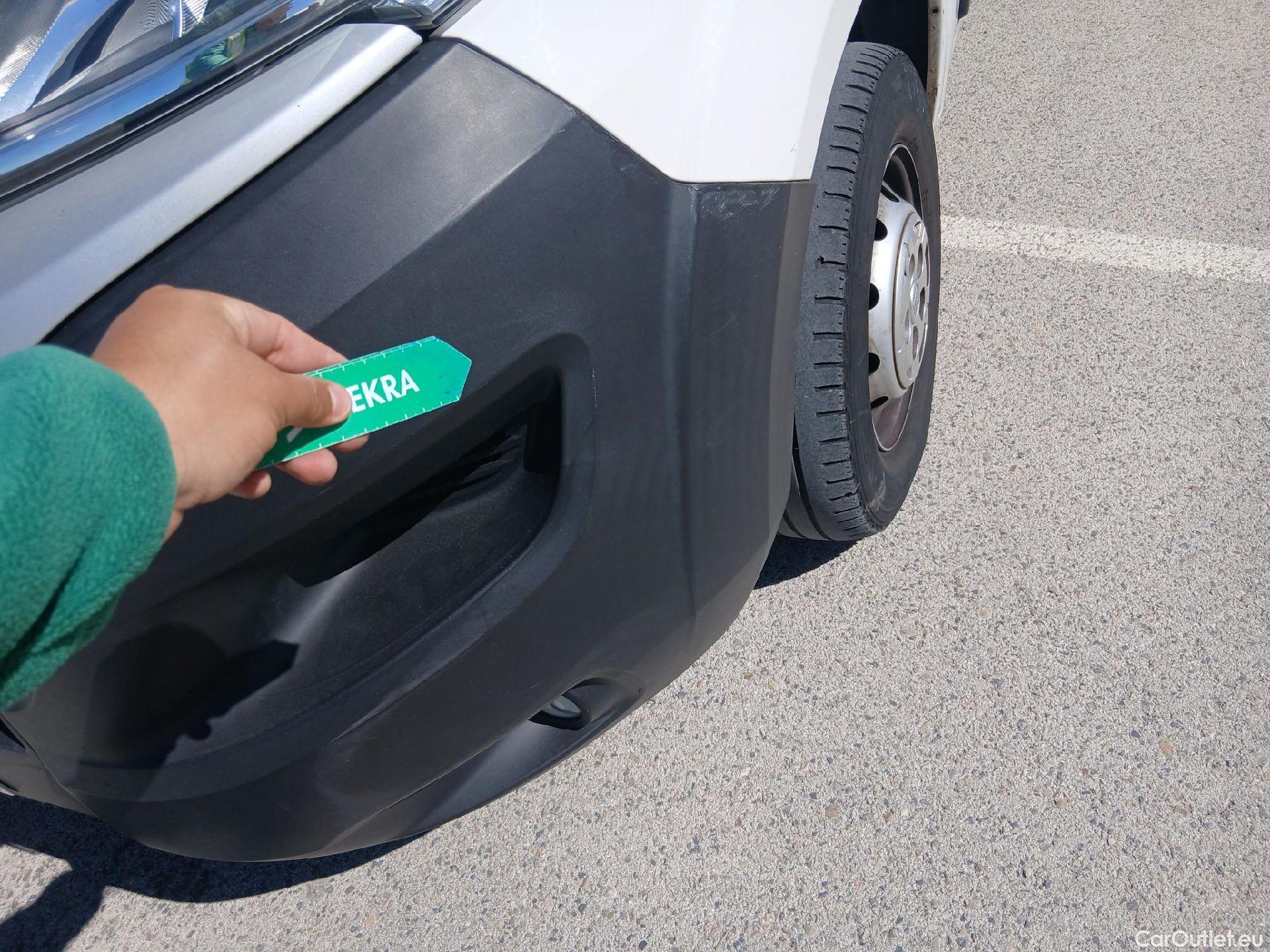  Fiat  Ducato FIAT  / 2014 / 4P / furgón 35 2.3 Mjet Furgón Medio Alto 96kW (130C #20