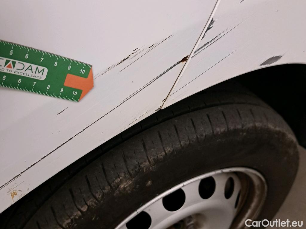  Peugeot  Partner PEUGEOT  / 2018 / 3P / furgón derivado de turismo Pro Standard 1000kg BlueHDi 73kW #48