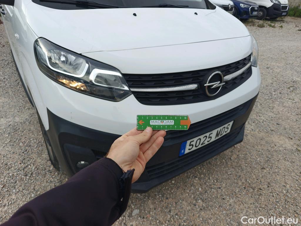  Opel  Vivaro OPEL  / 2019 / 4P / furgón 1.5 D 88kW (120CV) M Std Express M.P. DC #65