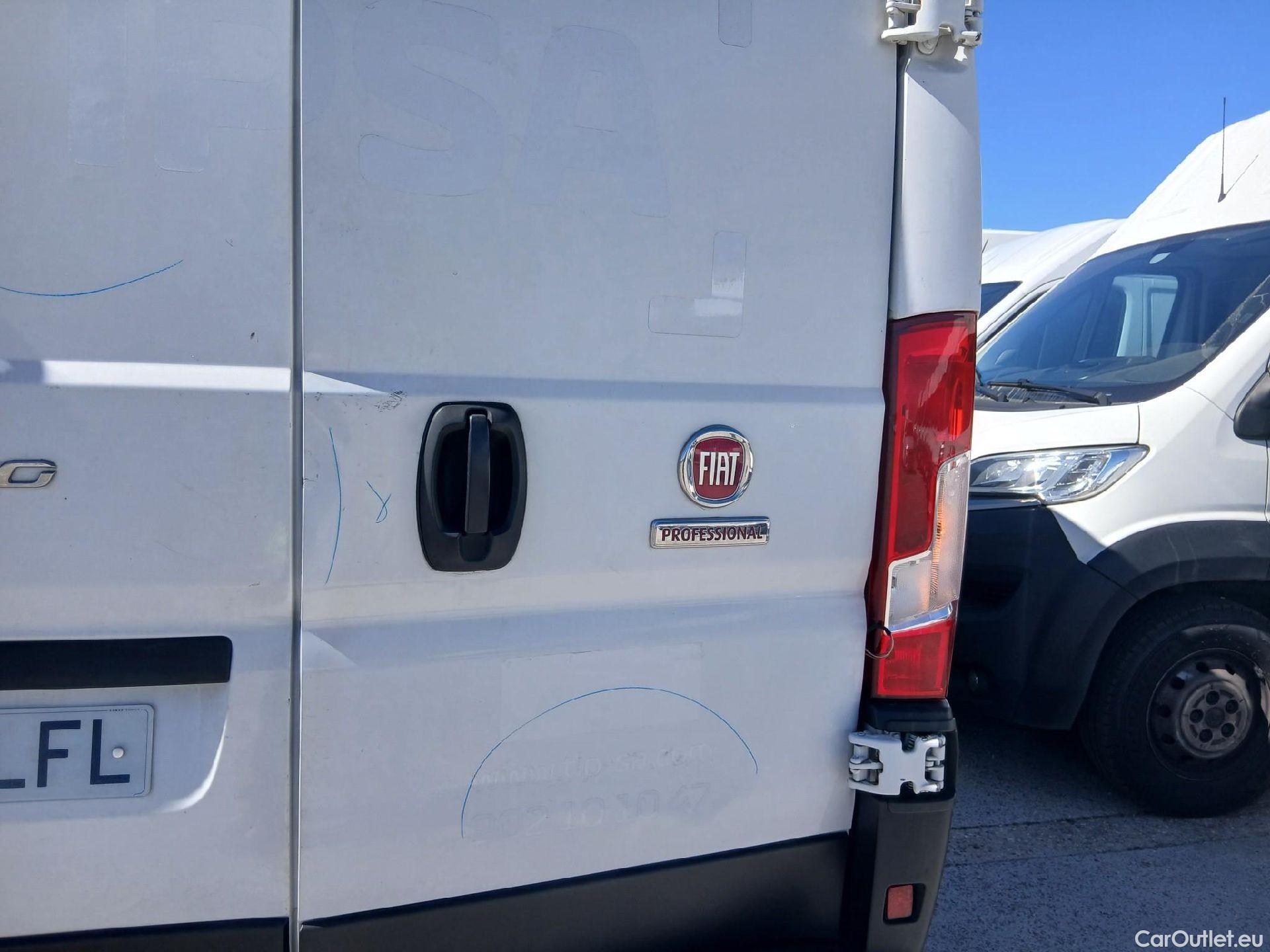  Fiat  Ducato FIAT  / 2014 / 4P / furgón 35 2.3 Mjet Furgón Medio Alto 96kW (130C #45