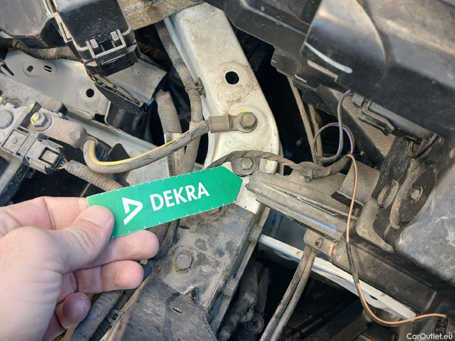  Nissan  NV200 NISSAN e- / 2009 / 4P / furgón Furgón 4p 40 kWh PROFESIONAL #10