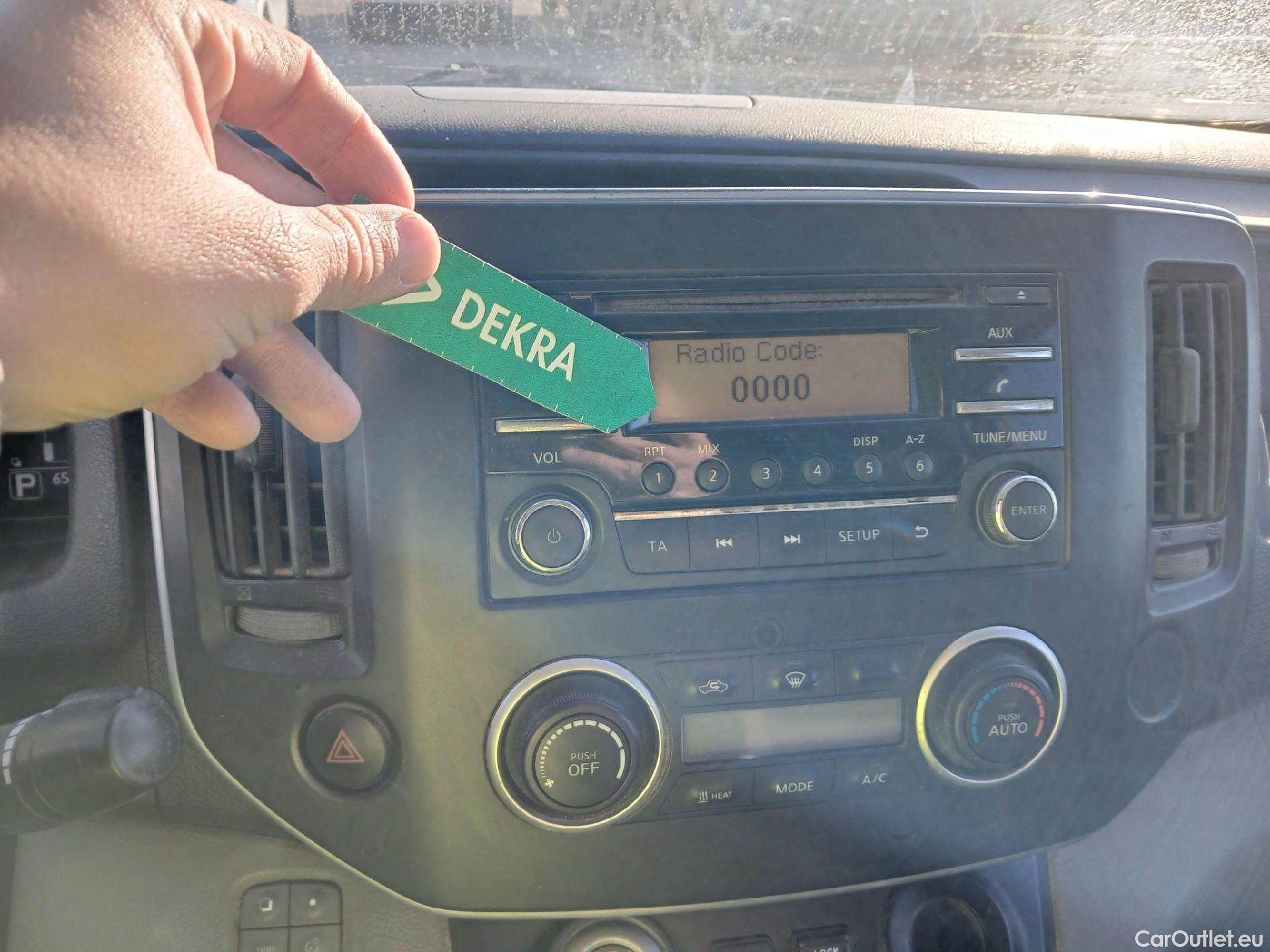  Nissan  NV200 NISSAN e- / 2009 / 4P / furgón Furgón 4p 40 kWh PROFESIONAL #91