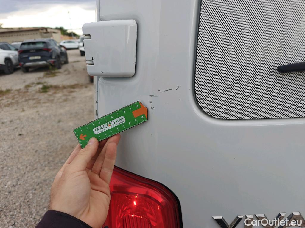  Opel  Vivaro OPEL  / 2019 / 4P / furgón 1.5 D 88kW (120CV) M Std Express M.P. DC #36