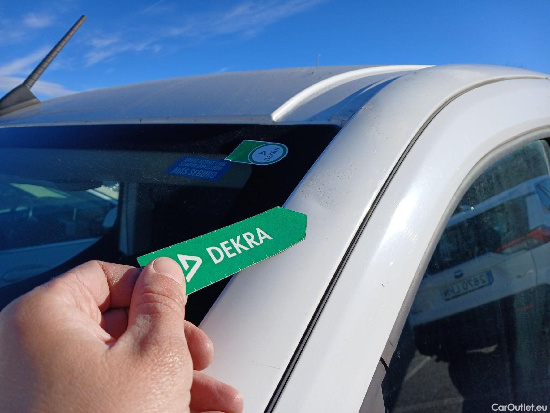  Peugeot  Partner PEUGEOT  / 2018 / 4P / furgón derivado de turismo Premium Standard 600kg BlueHDi 73kW (AC) #38