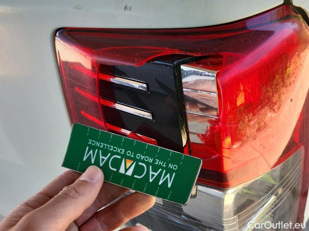  Mitsubishi  L200 MITSUBISHI  / 2019 / 4P / pickup doble cabina D/C 220 DI-D M-Pro #4