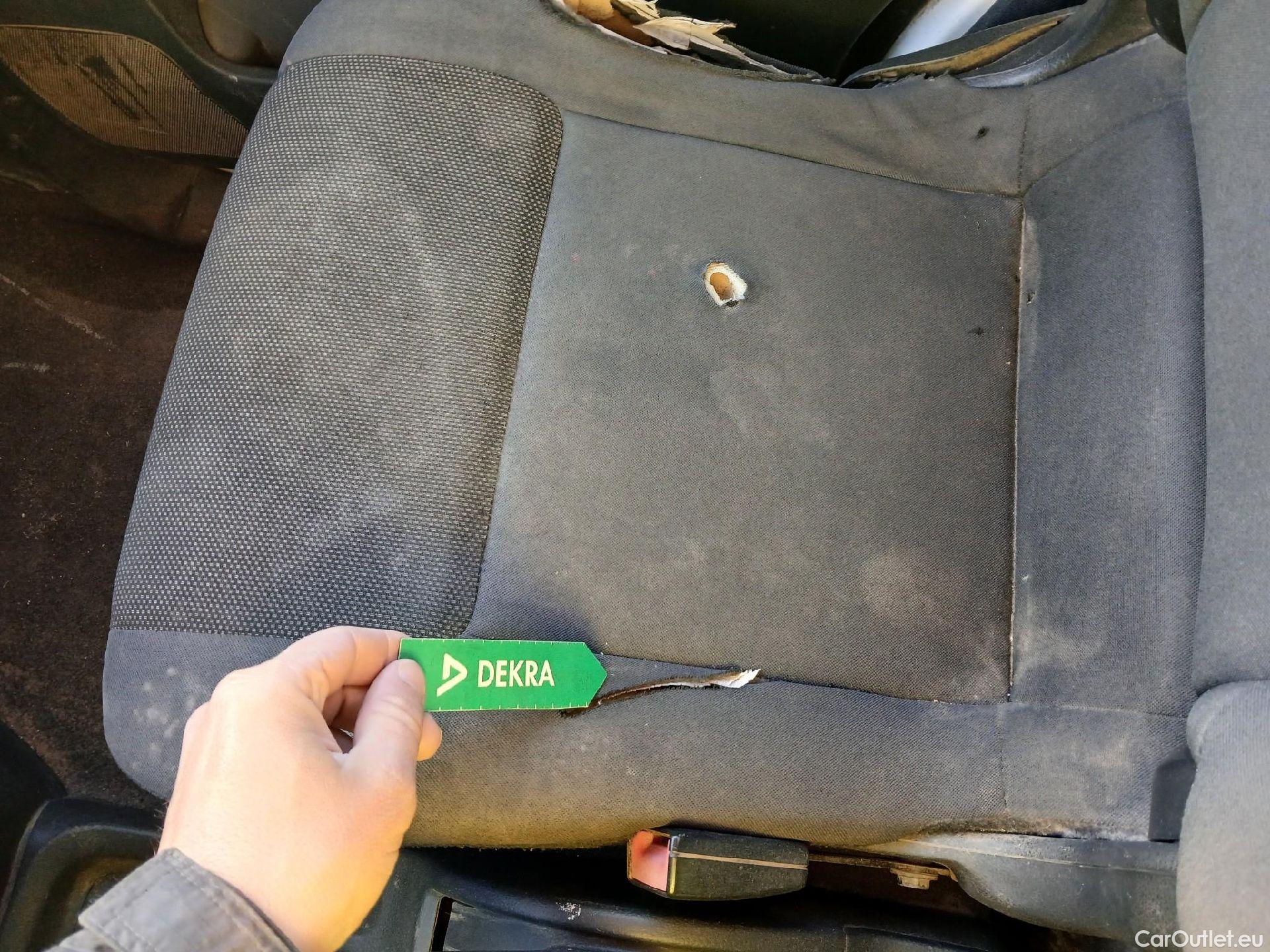  Nissan  NV200 NISSAN e- / 2009 / 4P / furgón Furgón 4p 40 kWh PROFESIONAL #86