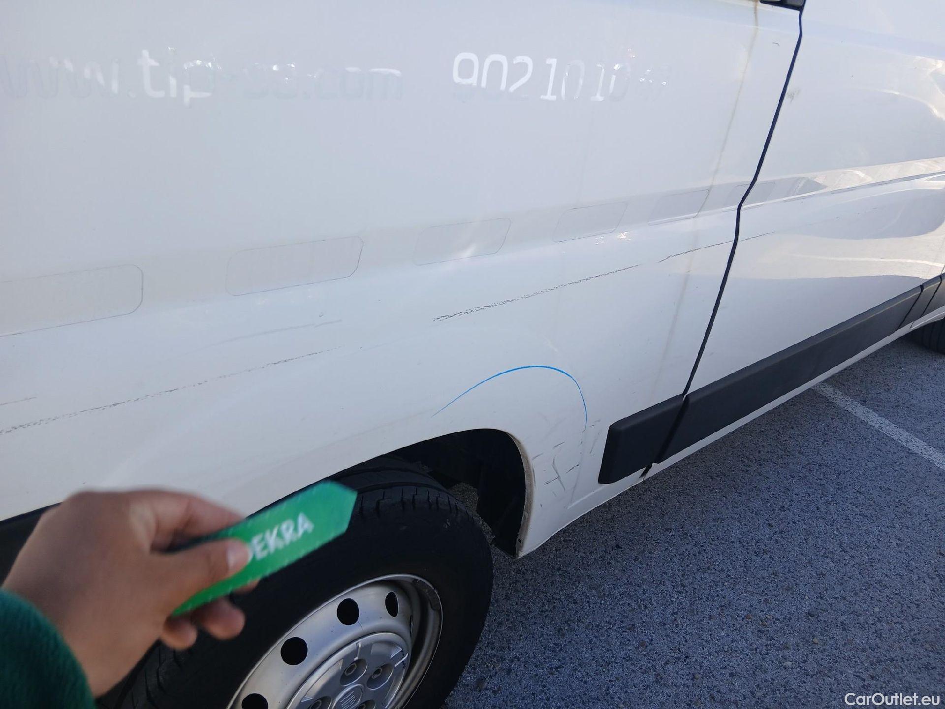  Fiat  Ducato FIAT  / 2014 / 4P / furgón 35 2.3 Mjet Furgón Medio Alto 96kW (130C #49