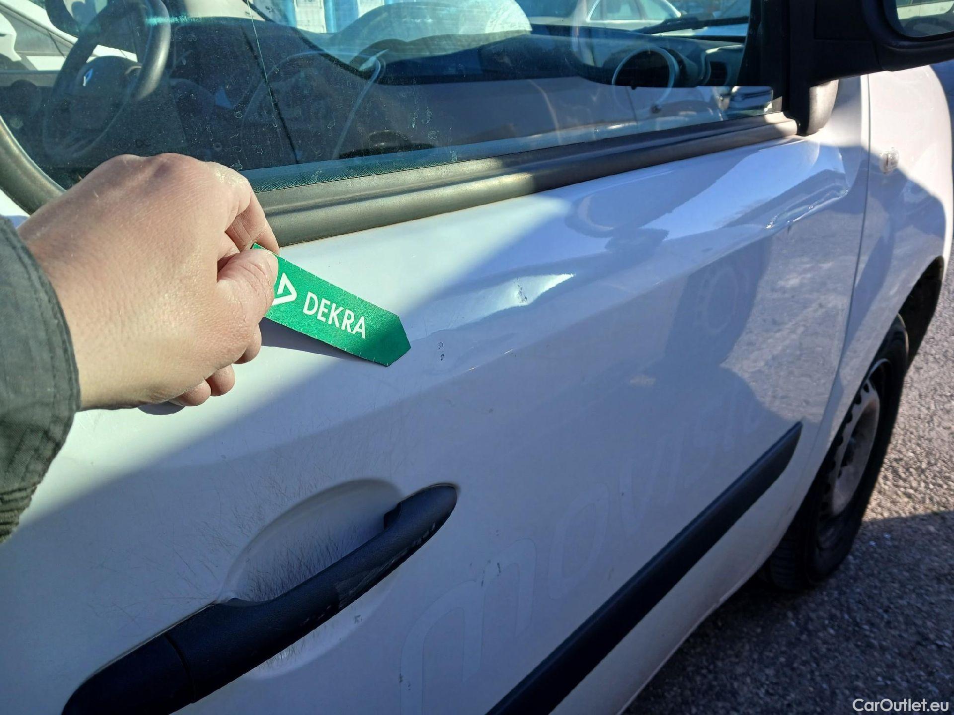  Renault  Kangoo RENAULT  Furgón/2013/3P/furgón derivado de turismo Profesional dCi 55 kW (75 CV) #24