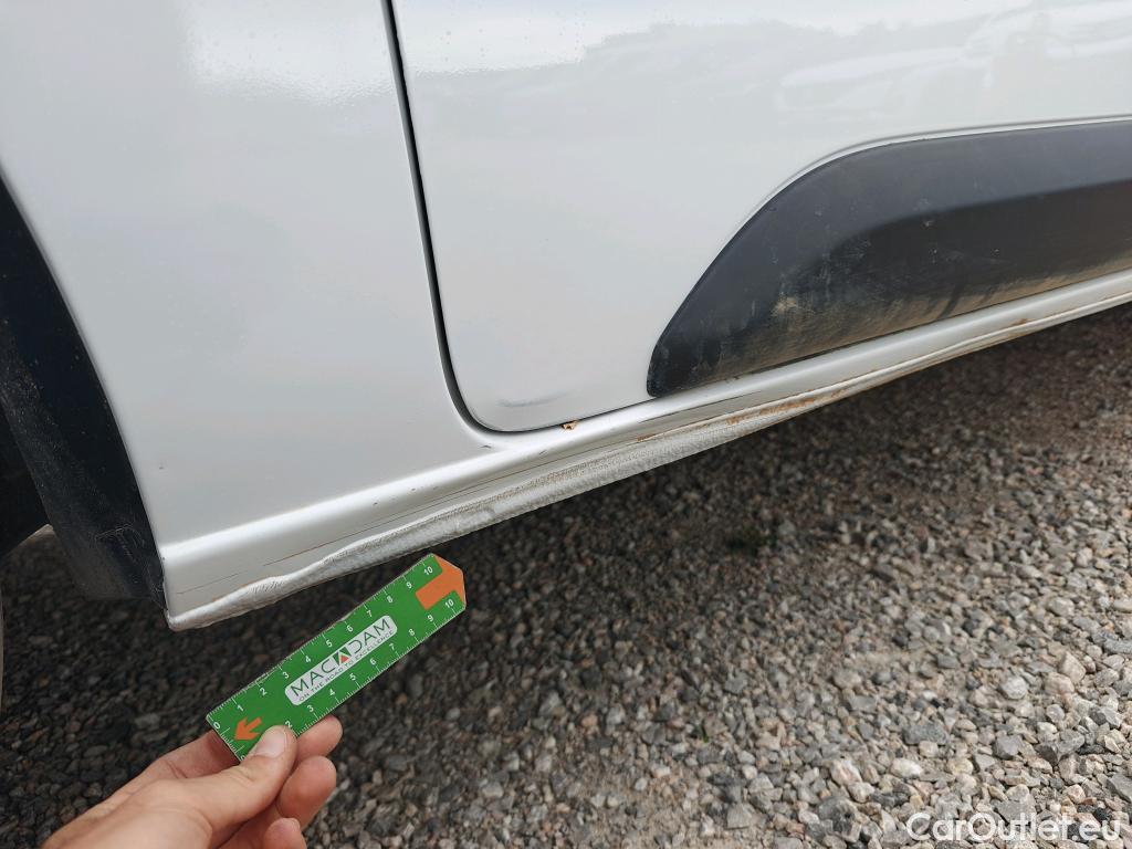  Opel  Vivaro OPEL  / 2019 / 4P / furgón 1.5 D 88kW (120CV) M Std Express M.P. DC #9