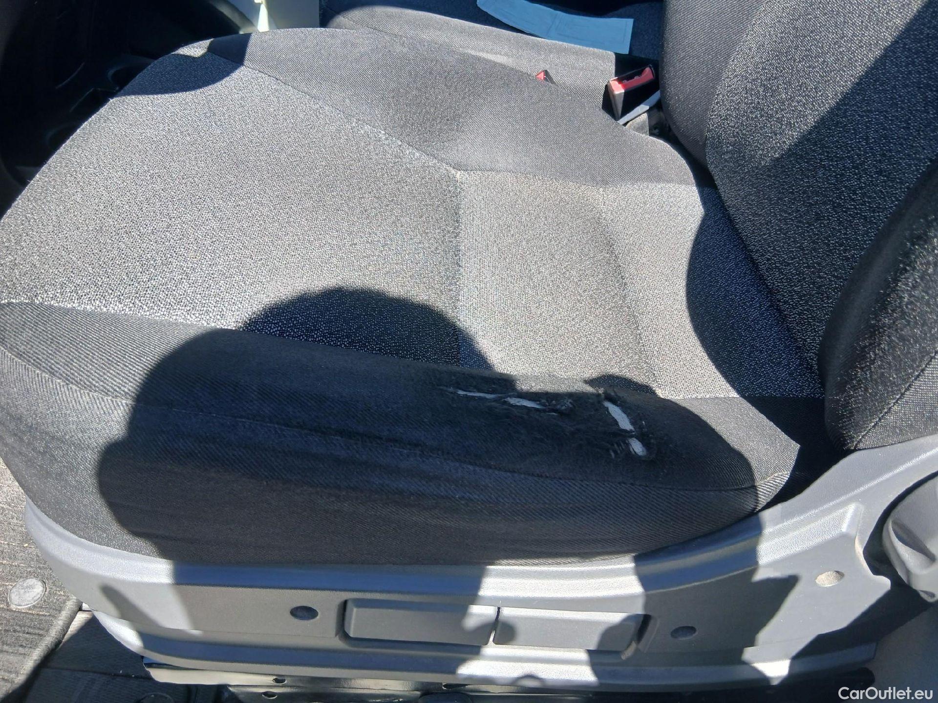  Fiat  Ducato FIAT  / 2014 / 4P / furgón 35 2.3 Mjet Furgón Medio Alto 96kW (130C #17