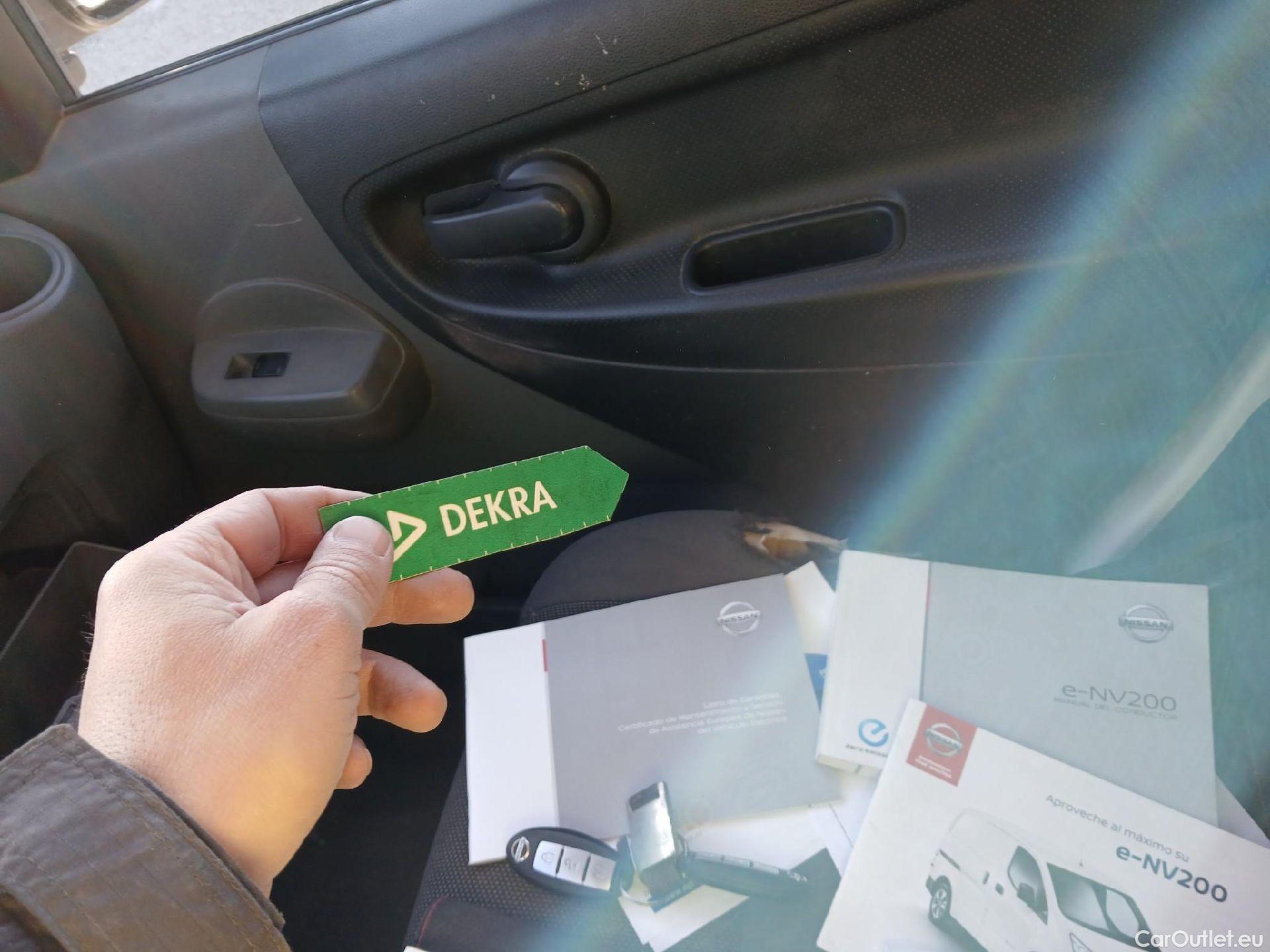  Nissan  NV200 NISSAN e- / 2009 / 4P / furgón Furgón 4p 40 kWh PROFESIONAL #87