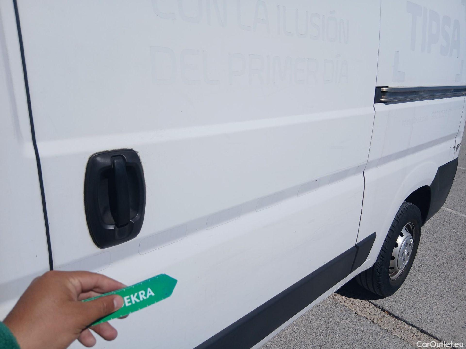  Fiat  Ducato FIAT  / 2014 / 4P / furgón 35 2.3 Mjet Furgón Medio Alto 96kW (130C #34