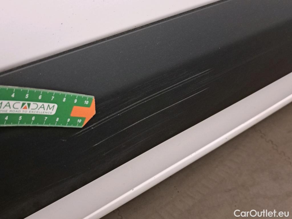  Peugeot  Partner PEUGEOT  / 2018 / 3P / furgón derivado de turismo Pro Standard 1000kg BlueHDi 73kW #58