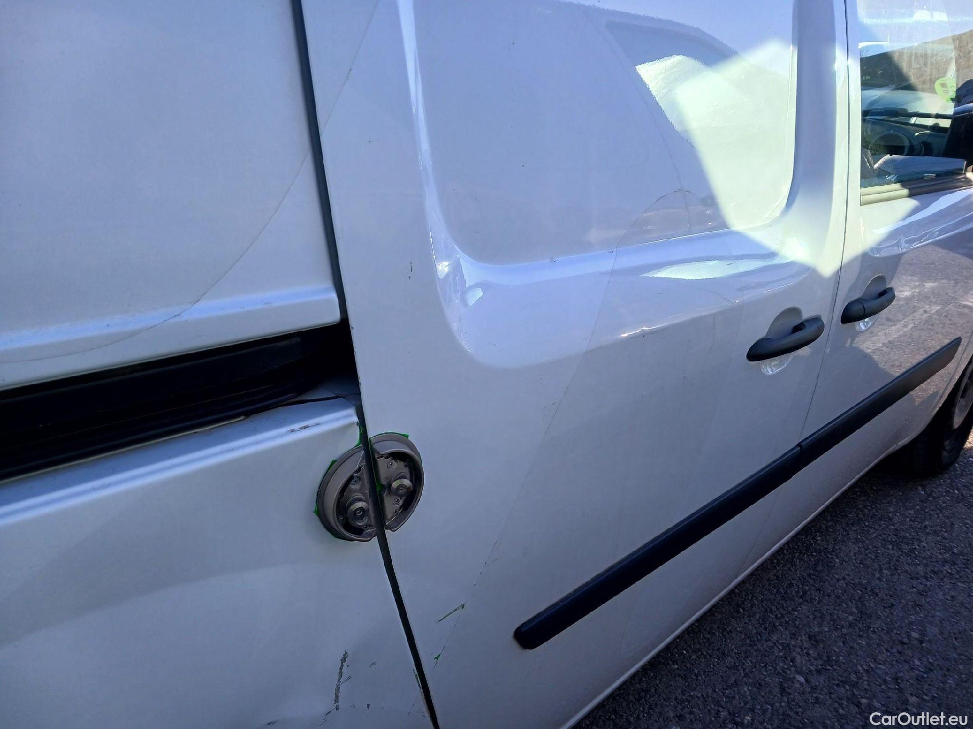  Renault  Kangoo RENAULT  Furgón/2013/3P/furgón derivado de turismo Profesional dCi 55 kW (75 CV) #23