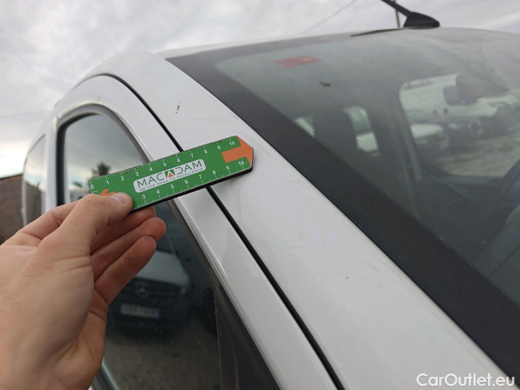  Opel  Vivaro OPEL  / 2019 / 4P / furgón 1.5 D 88kW (120CV) M Std Express M.P. DC #78