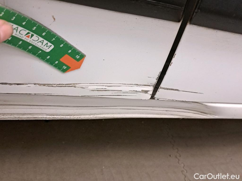  Peugeot  Partner PEUGEOT  / 2018 / 3P / furgón derivado de turismo Pro Standard 1000kg BlueHDi 73kW #17