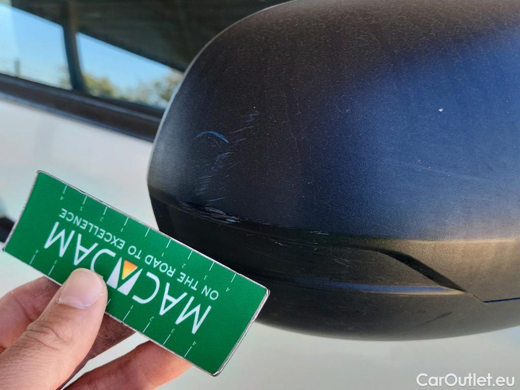  Mitsubishi  L200 MITSUBISHI  / 2019 / 4P / pickup doble cabina D/C 220 DI-D M-Pro #33