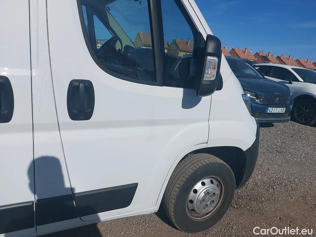  Opel  Movano OPEL  / 2021 / 4P / furgón Furgón Base L2H2 3.5T 2.2 BlueHDi 88kW #35