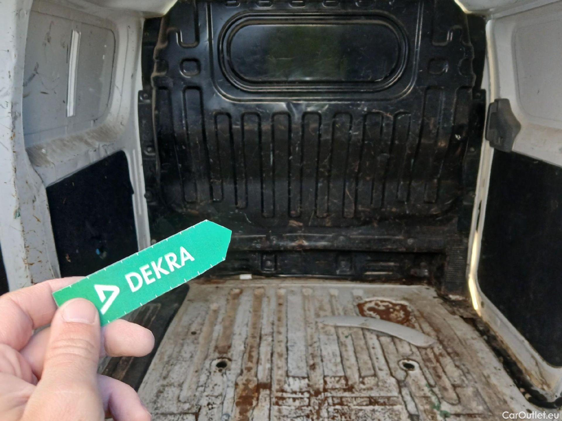  Nissan  NV200 NISSAN e- / 2009 / 4P / furgón Furgón 4p 40 kWh PROFESIONAL #45