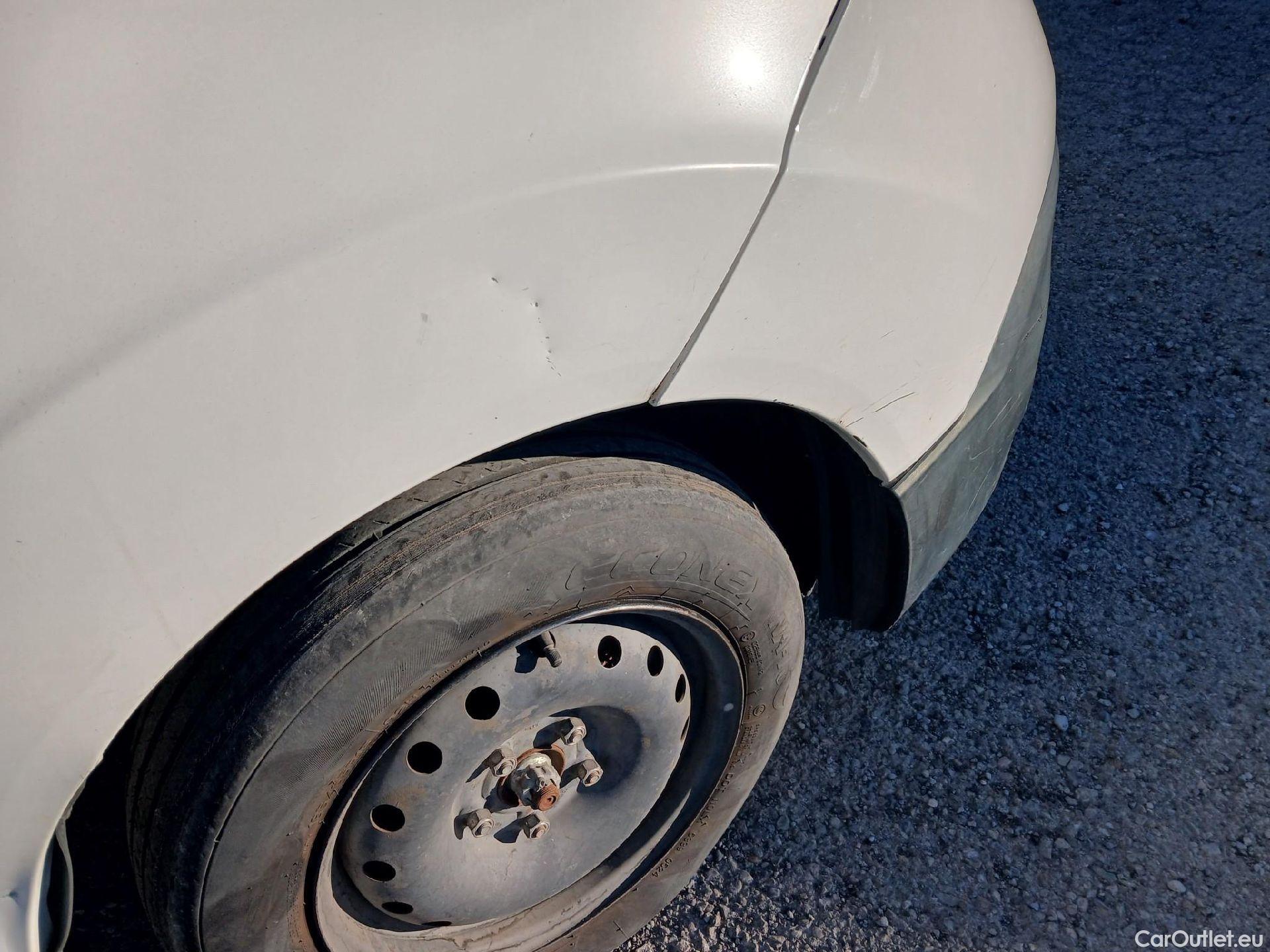  Nissan  NV200 NISSAN e- / 2009 / 4P / furgón Furgón 4p 40 kWh PROFESIONAL #75